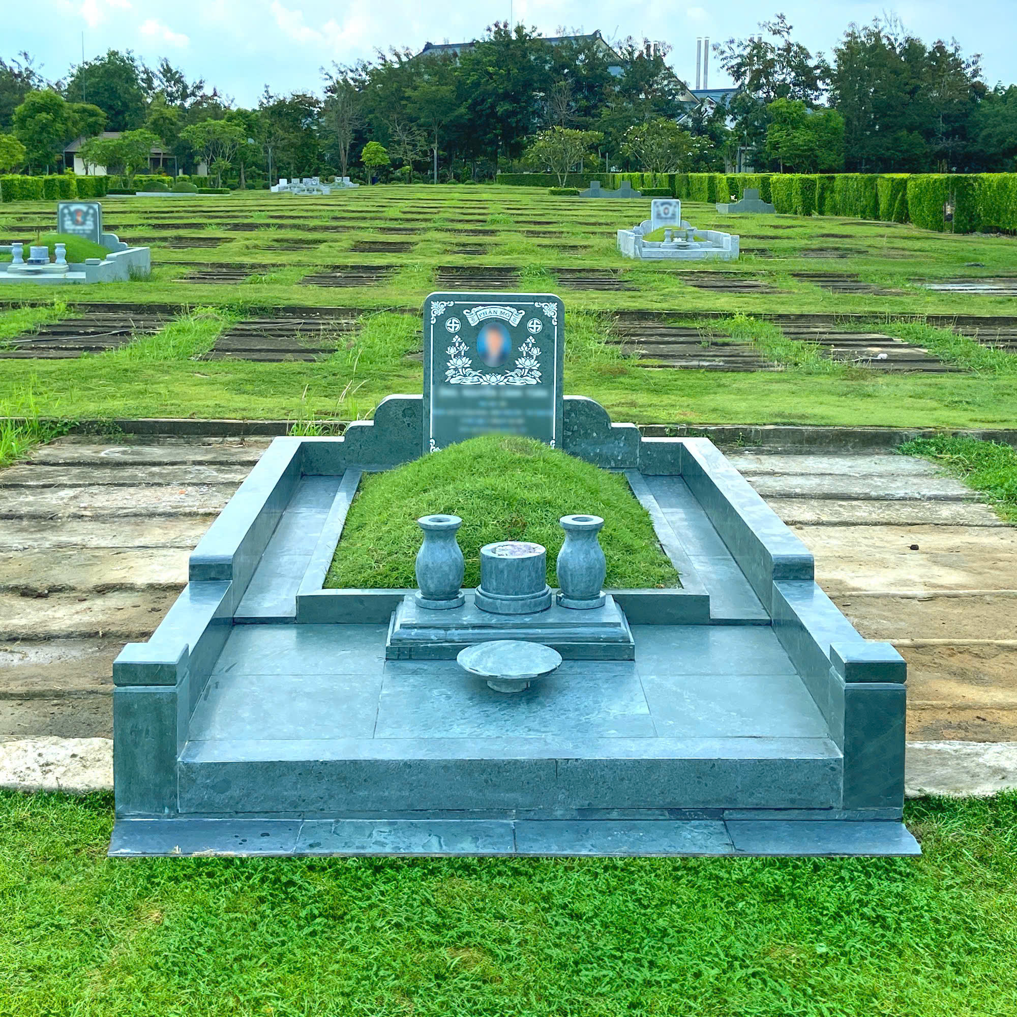 mộ đơn sala garden